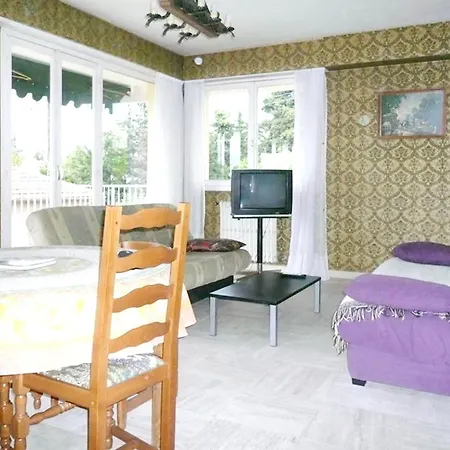 De 2 Chambres A Les Pins A 300 M De La Avec Vue Sur La Et Terrasse Amenagee *