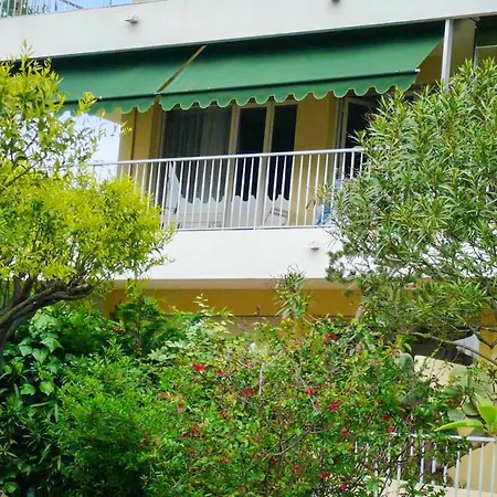 De 2 Chambres A Les Pins A 300 M De La Avec Vue Sur La Et Terrasse Amenagee Apartment